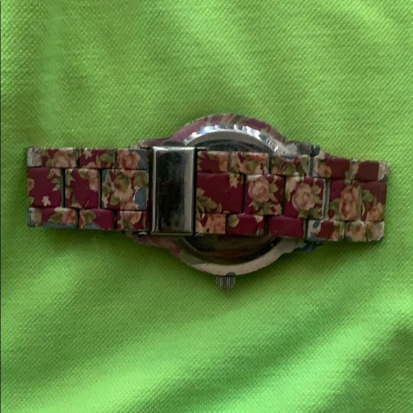 rose watch - Picture 2 of 2